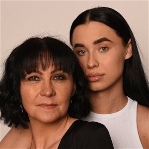 #125 Rok v živote transrodovej ženy Charlotte Srnčík a jej mamy
