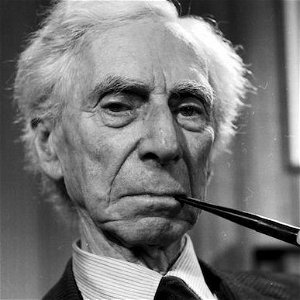 55. Bertrand Russell o holičovi, ktorý ak sa holí, tak sa neholí