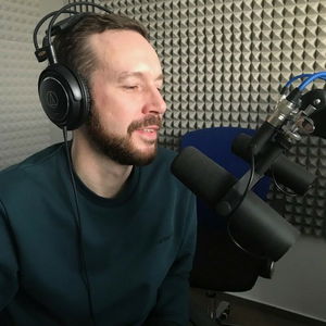 Influenceri, blogeri, reklama... ako funguje marketing v knižnom vydavateľstve? | Rozhovor s Michalom Synakom