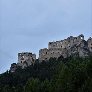 Lietavský hrad, miesto, kde nechytili Jánošíka (Výlety po Slovensku s One2We)
