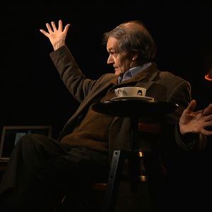 .pod lampou Science: Sir Roger Penrose a vznik vesmíru