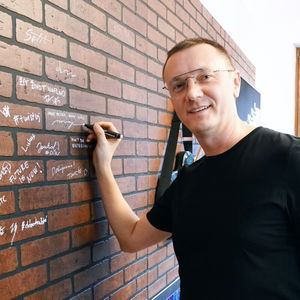 PODCAST #13 PETR NOVAGUE - Co přesně je Design? Apple vs Tesla vs Porsche. Kam chodí na nápady?