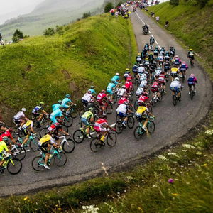 TDF: Jazdcov čakajú Alpy a obrovské horúčavy okolo 40 stupňov Celzia